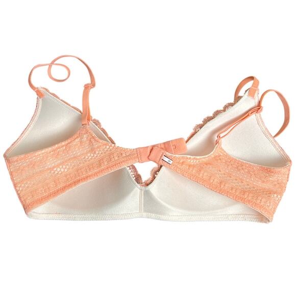 Victoria's Secret Coral Crochet Lace Plunge Demi Bra Size 34C - Picture 2 of 5